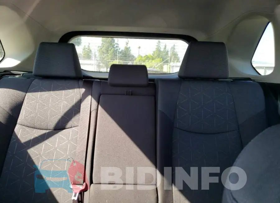 JTMW1RFV2KD008482 Photo# 10