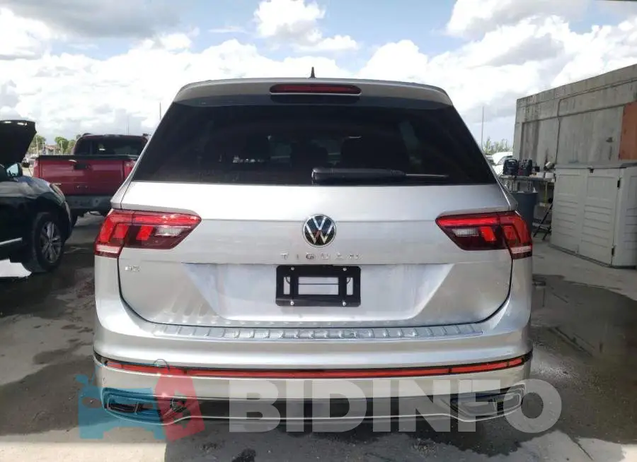 3VVCB7AX8NM151864 Photo# 6