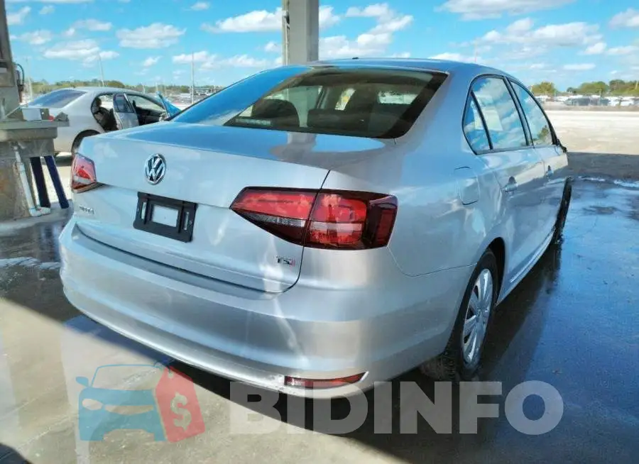3VW267AJ7GM351273 Photo# 4