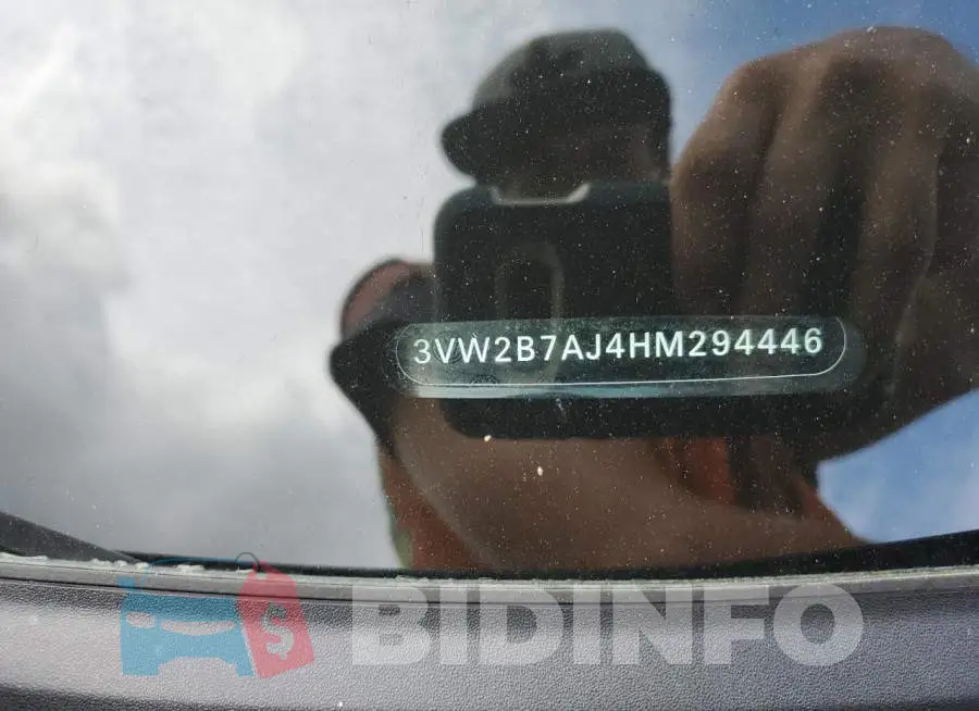 3VW2B7AJ4HM294446 Photo# 12
