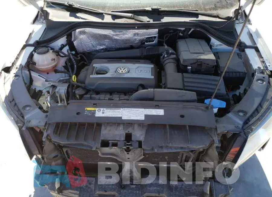 WVGAV7AX5HK043335 Photo# 11