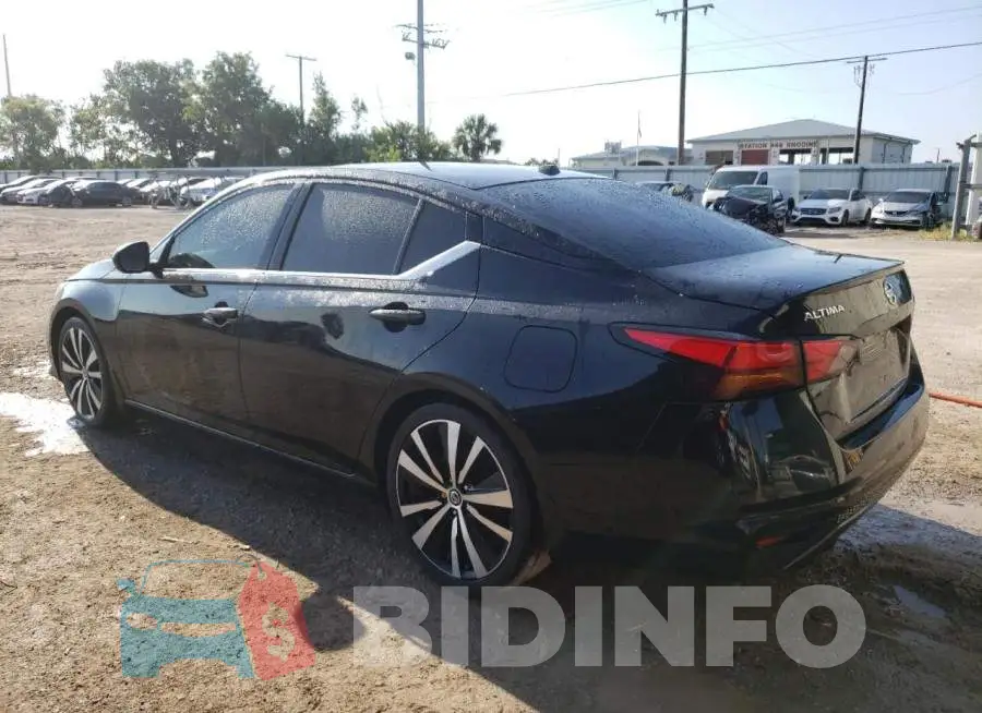 1N4BL4CV1KC219197 Photo# 2