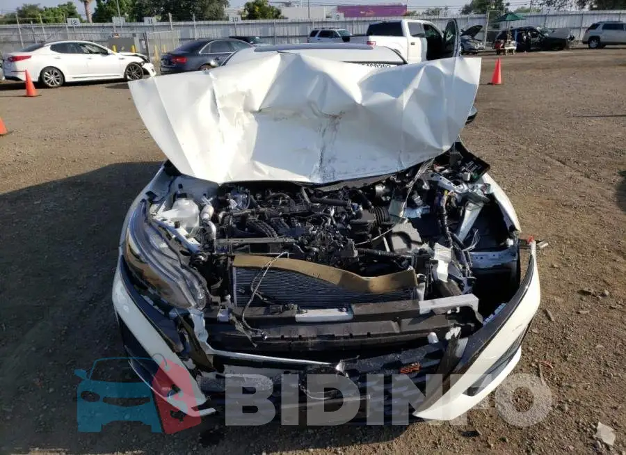 1N4BL4CV3PN308023 Photo# 5