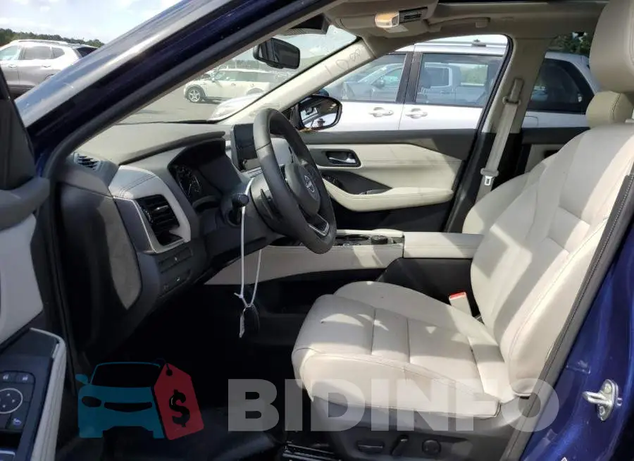 JN8BT3CBXPW459983 Photo# 7