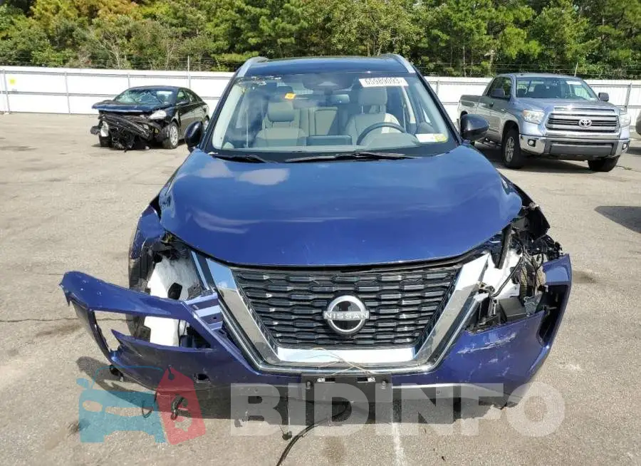JN8BT3CBXPW459983 Photo# 5