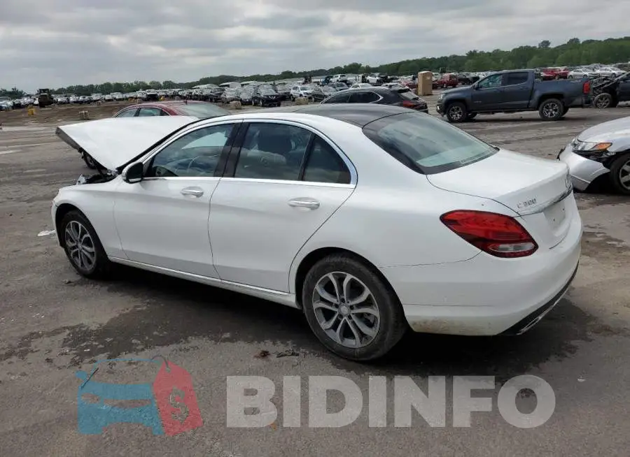 WDDWF4KB2HR235575 Photo# 2