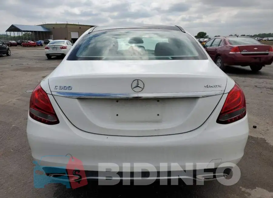 WDDWF4KB2HR235575 Photo# 6