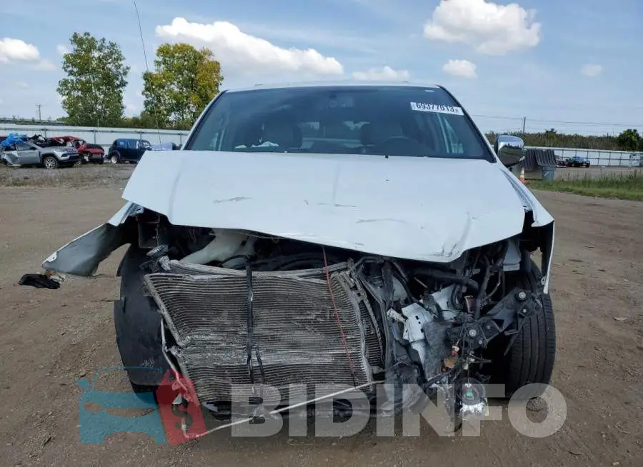2C4RC1CG9GR166742 Photo# 5