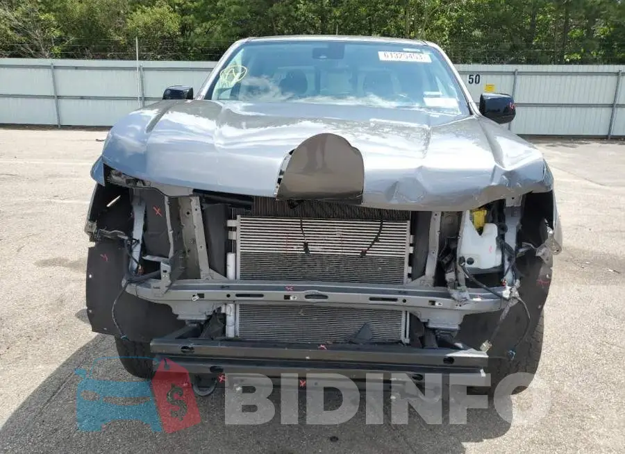 1GCGTDEN2M1132825 Photo# 5