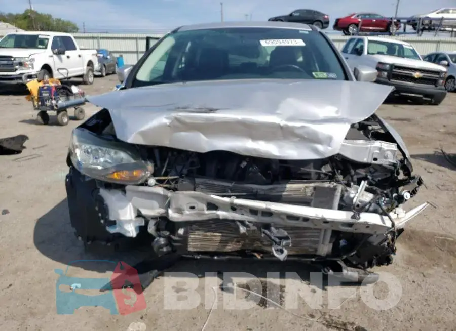 1FADP3N2XEL395602 Photo# 5