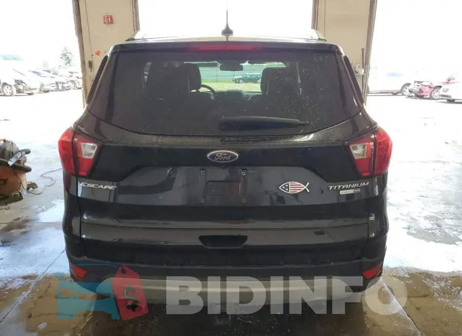 1FMCU9J96KUB56232 Photo# 6