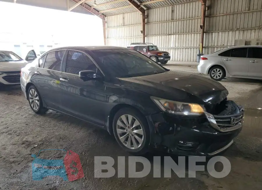 1HGCR2F84FA147678 Photo# 4
