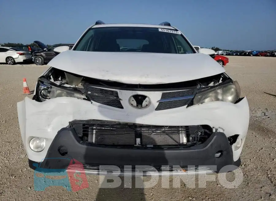 JTMWFREV9FD073872 Photo# 5