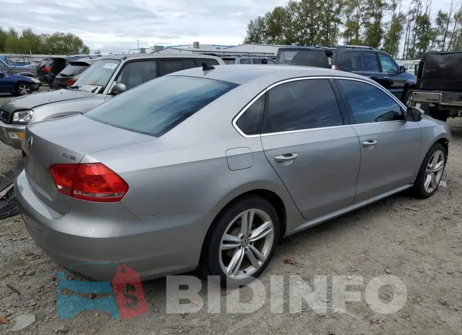 1VWBN7A31EC050016 Photo# 3