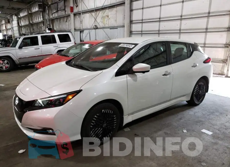 1N4CZ1CV5PC552933 Photo# 1
