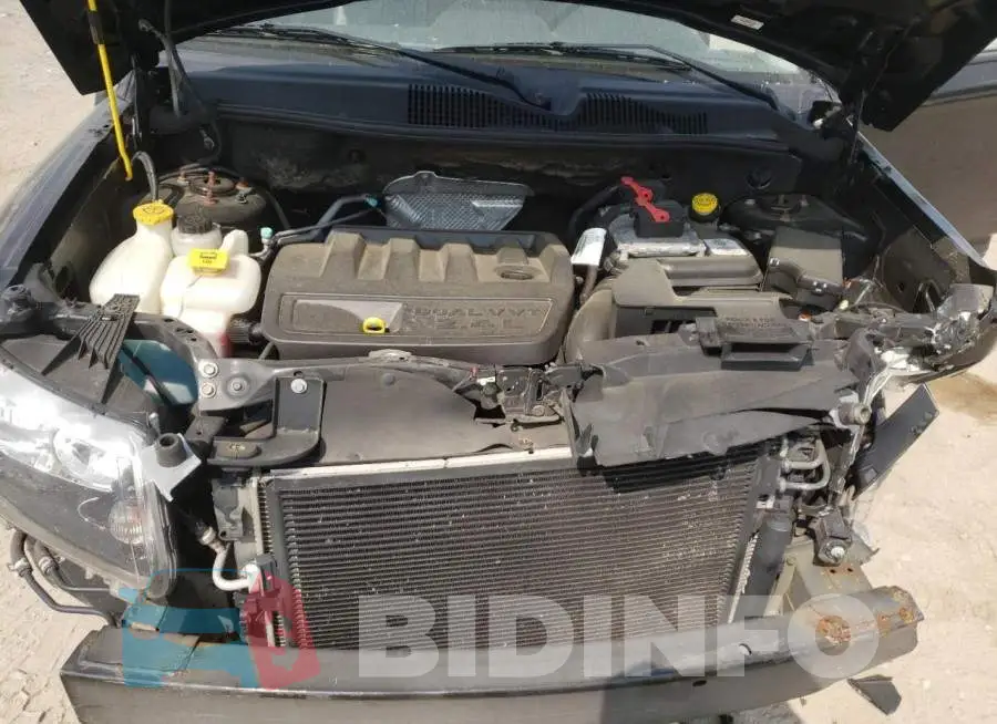 1C4NJDEB2HD175827 Photo# 12