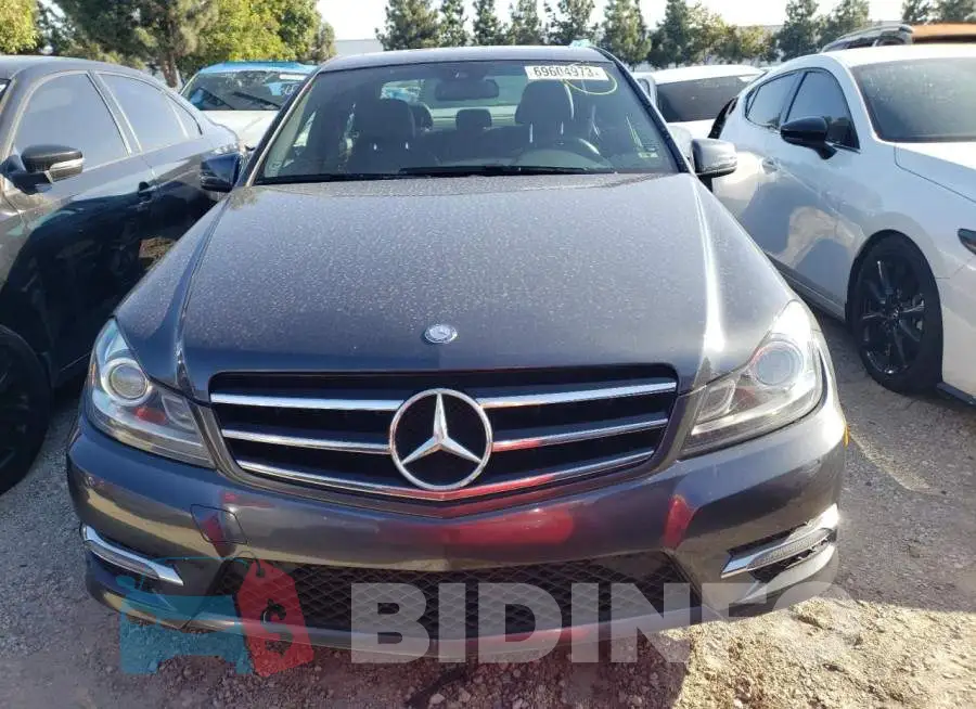 WDDGF4HB6EA943592 Photo# 5