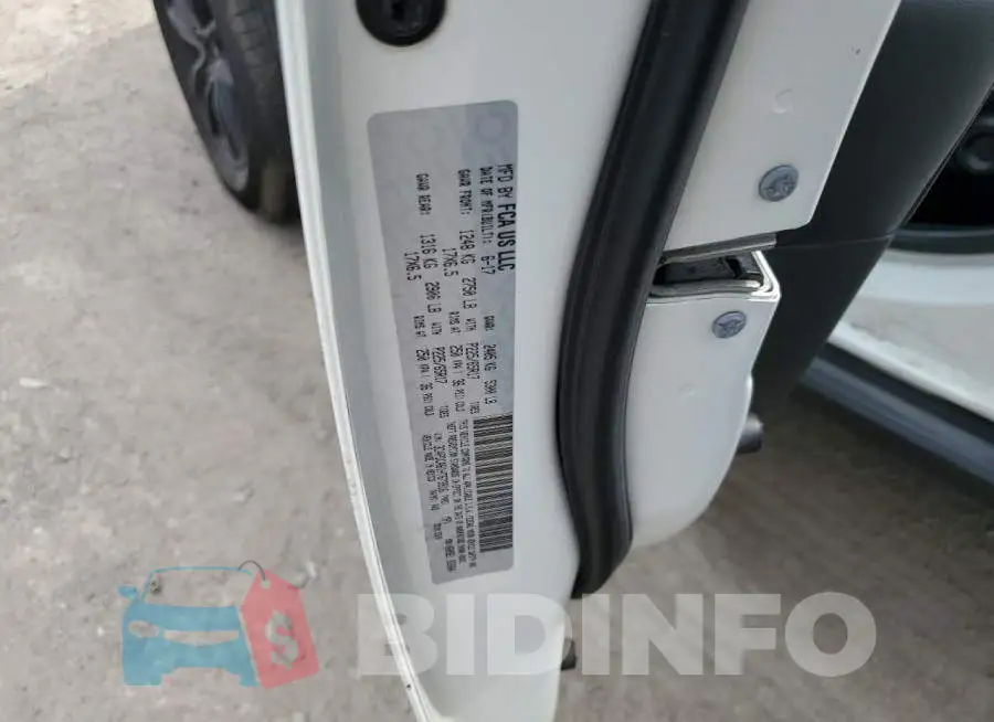 3C4PDCAB1HT673916 Photo# 12