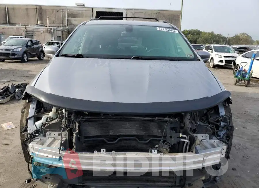 2C4RC1BG5HR524180 Photo# 5