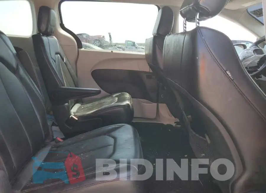 2C4RC1DG9LR144796 Photo# 11