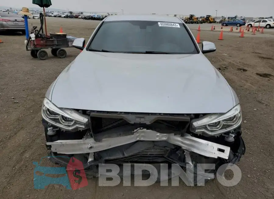 WBA8A9C58GK618996 Photo# 5