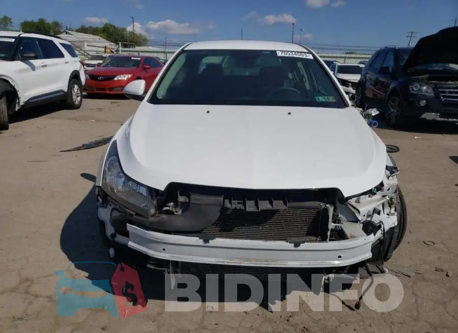 1G1PE5SB3G7190334 Photo# 5