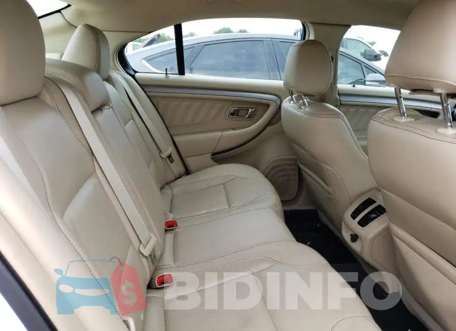 1FAHP2E86GG107182 Photo# 10