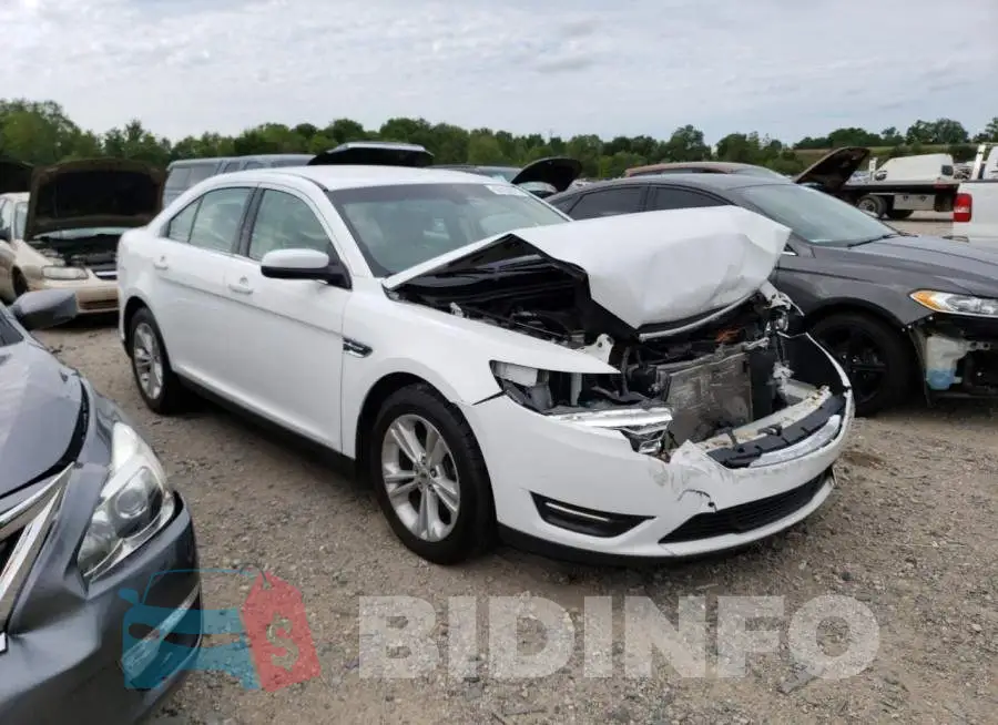 1FAHP2E86GG107182 Photo# 4