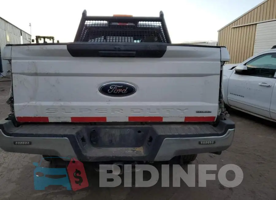 1FT7X2B68KEG78315 Photo# 6