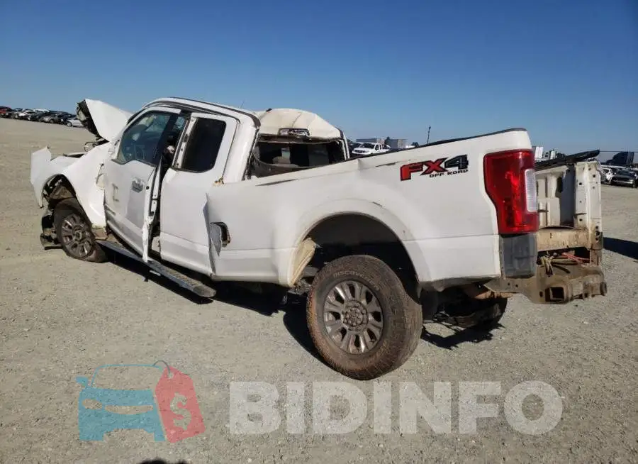 1FT7X2BT3KEC80421 Photo# 2