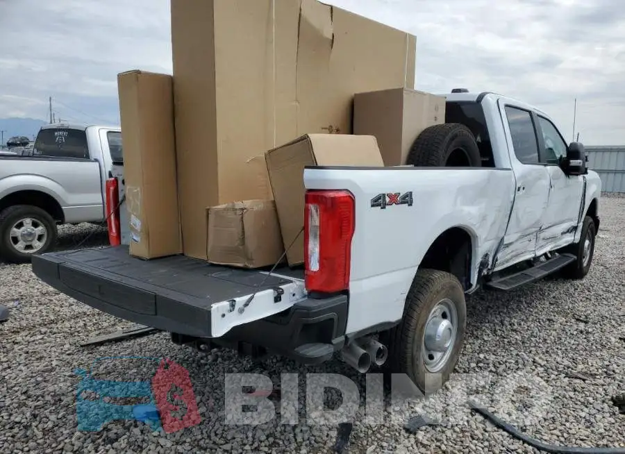 1FT8W3BT2PEC69866 Photo# 3