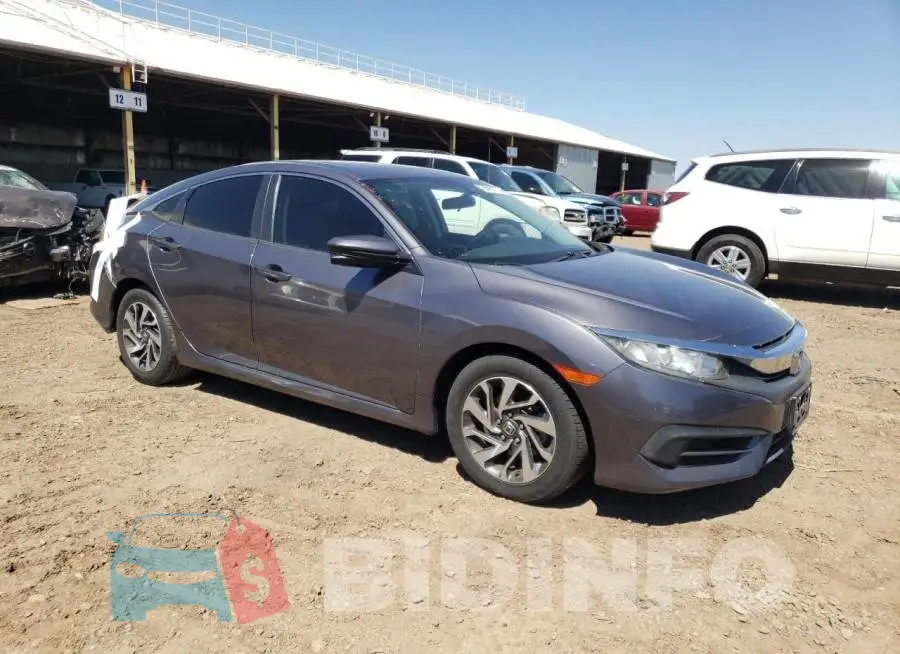 19XFC2F72HE211902 Photo# 4