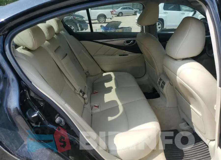 JN1BV7ARXFM417601 Photo# 10