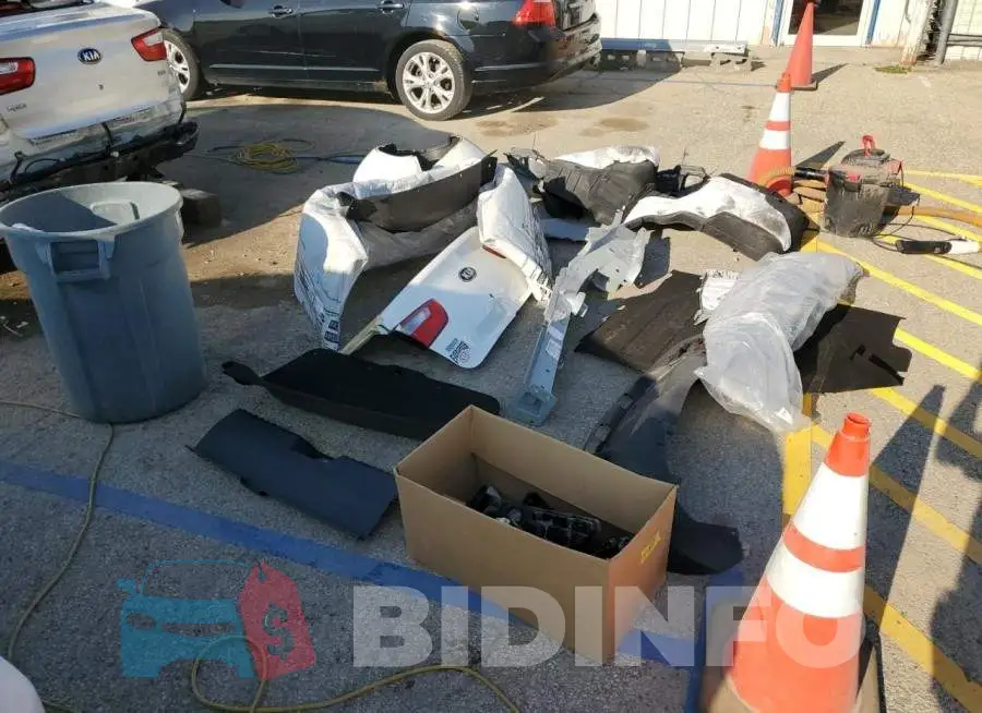 KNADM4A35F6427053 Photo# 12