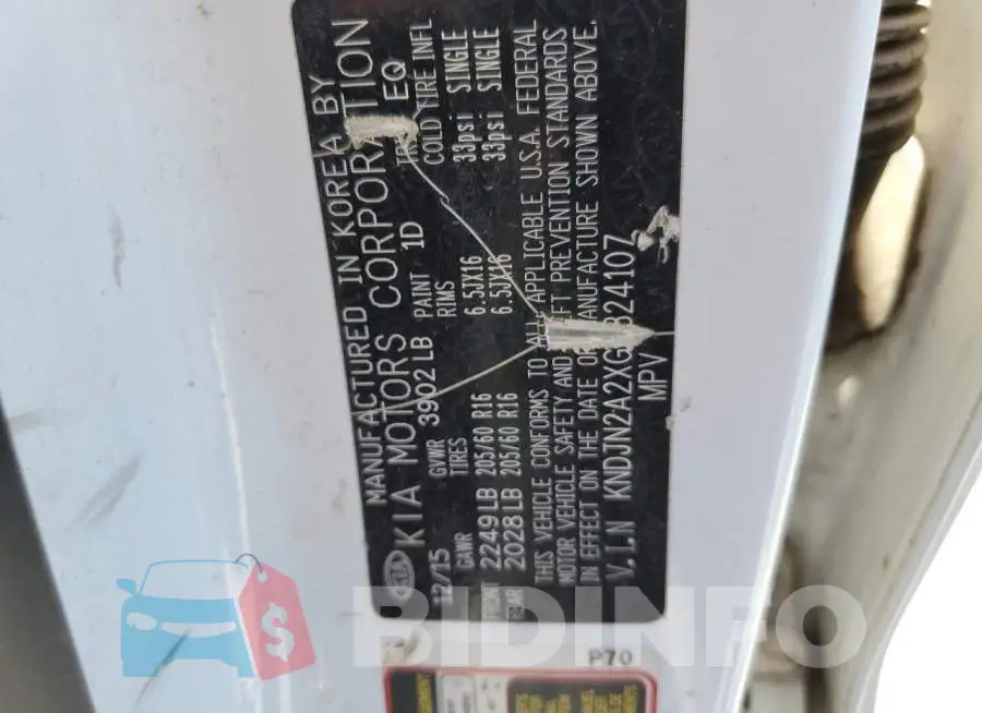 KNDJN2A2XG7324107 Photo# 12
