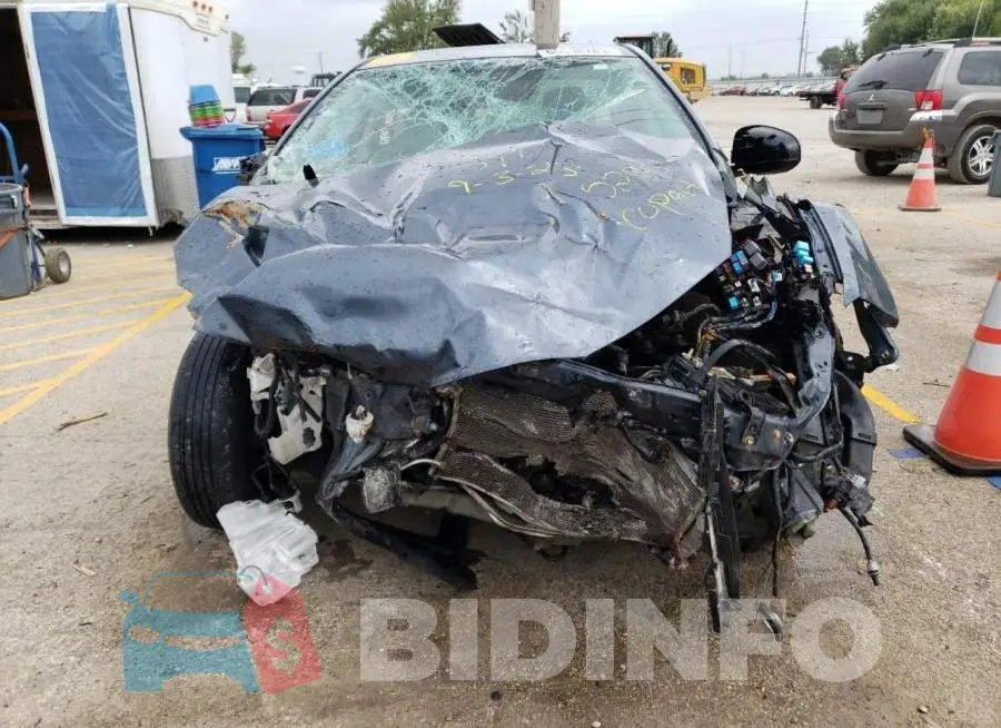 2T1BURHE5FC425245 Photo# 5