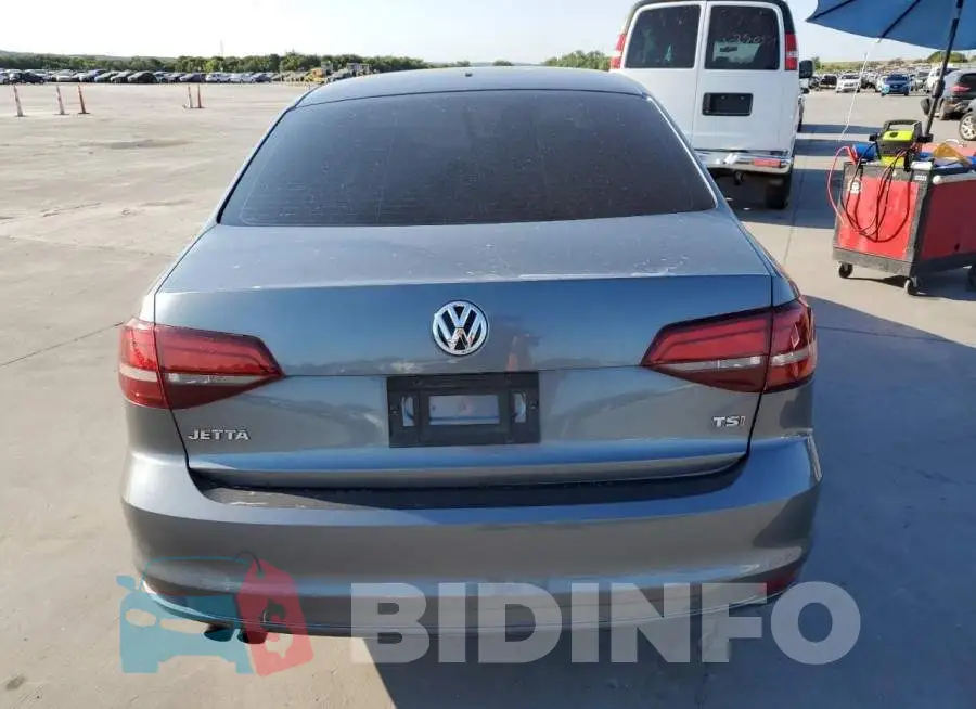 3VW2B7AJ7HM231793 Photo# 6