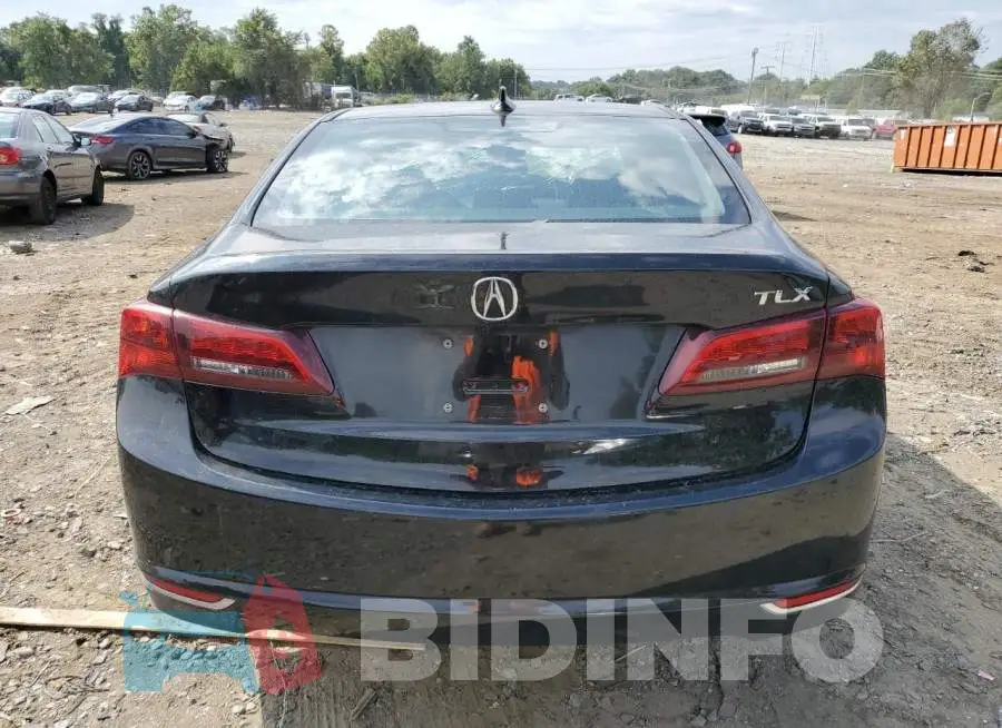 19UUB2F3XGA000716 Photo# 6