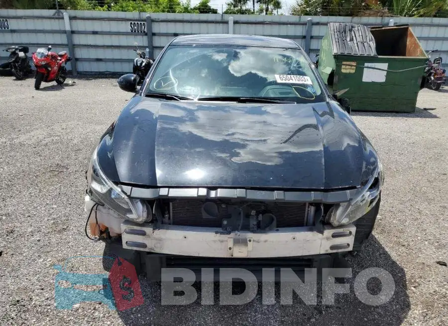 1N4BL4BV6KC166952 Photo# 5