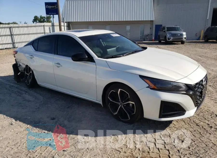 1N4BL4CV6PN314284 Photo# 4