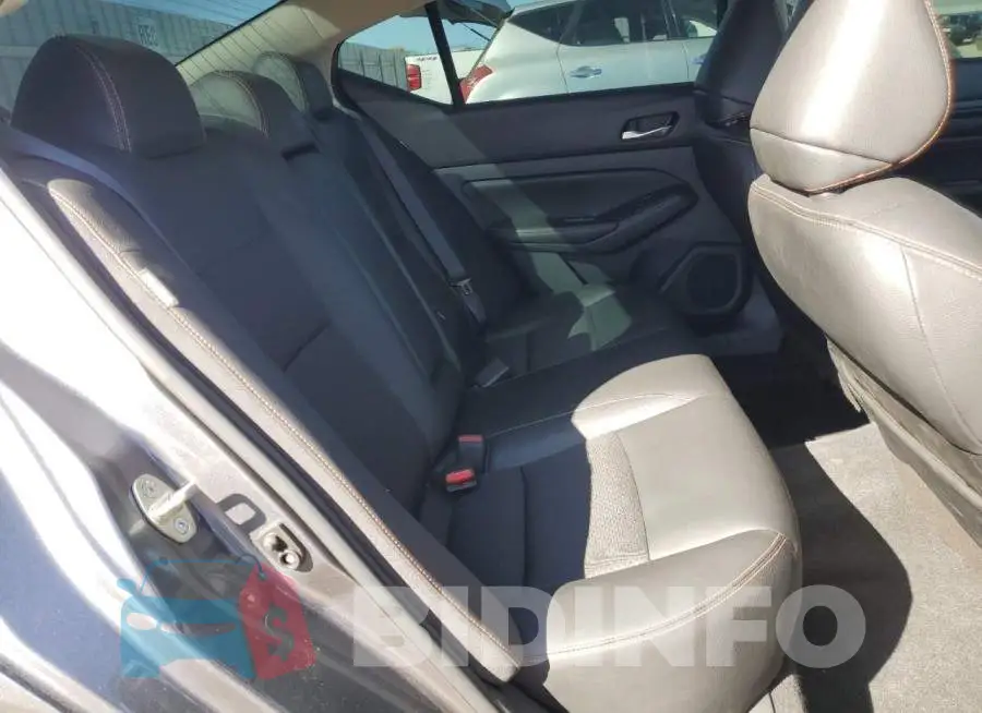 1N4BL4CV9LC270917 Photo# 10