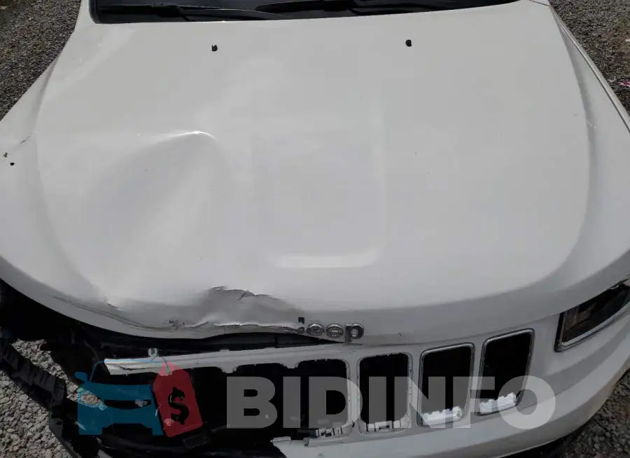 1C4RJFBG8GC357274 Photo# 11