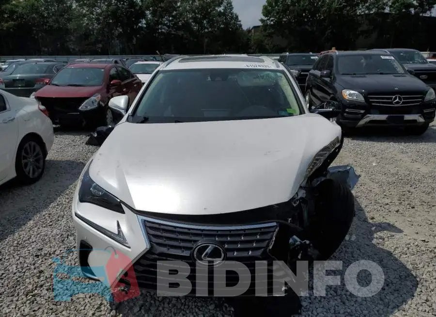 JTJGARDZ6M5028240 Photo# 5