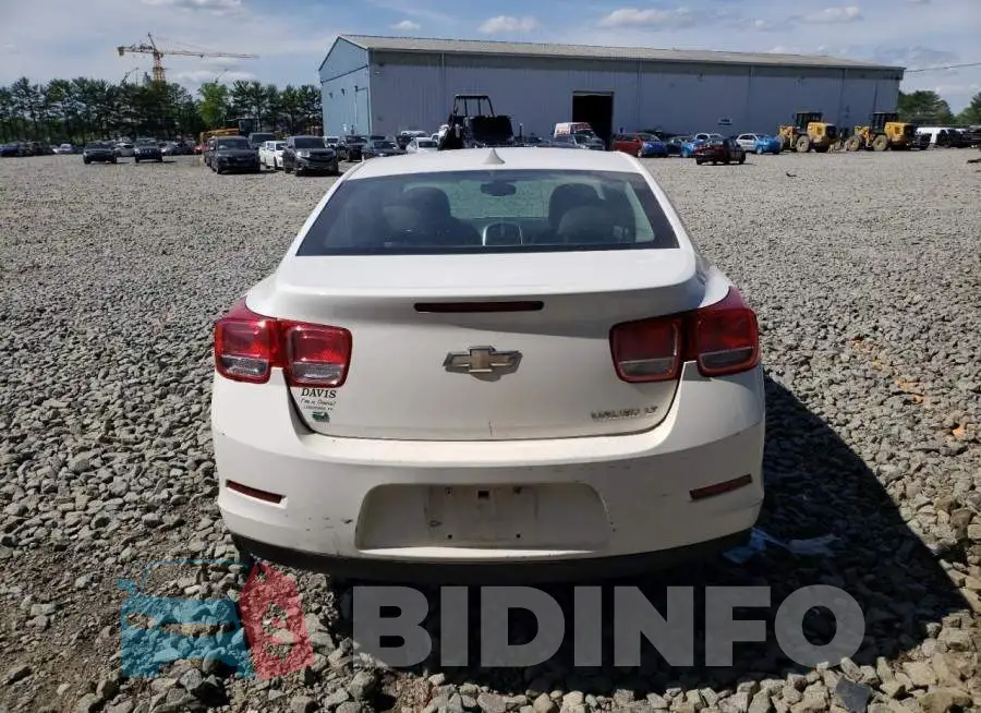 1G11E5SL9EF264891 Photo# 6