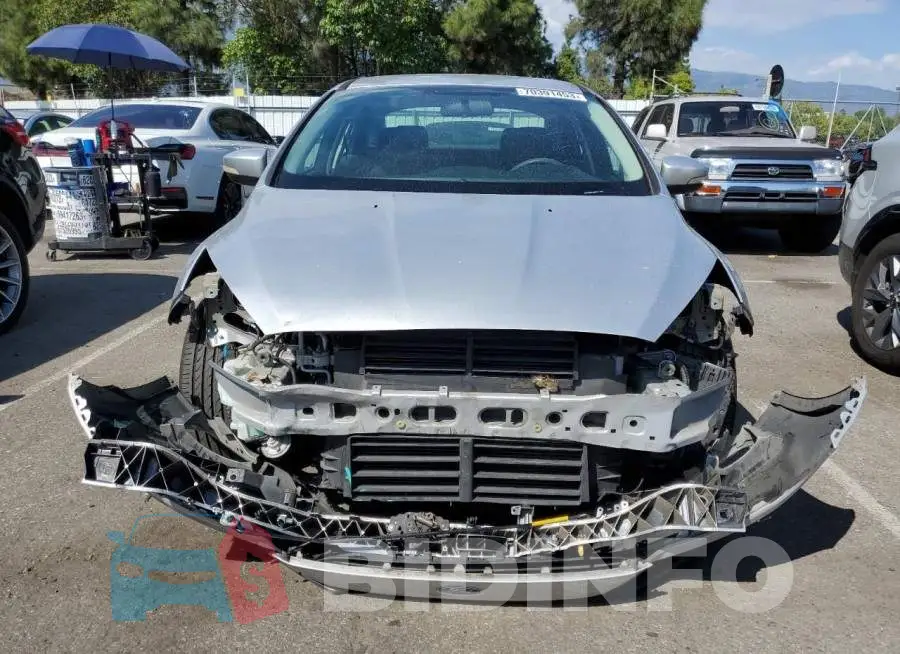 1FADP3F28FL256410 Photo# 5