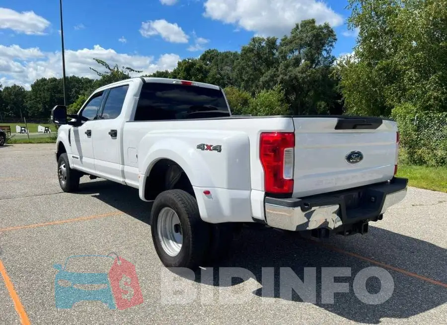 1FT8W3DT9KEG47056 Photo# 3