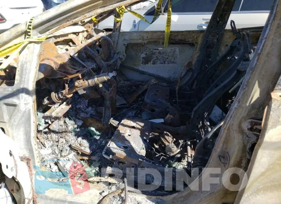 3FADP4EJ1FM127020 Photo# 7