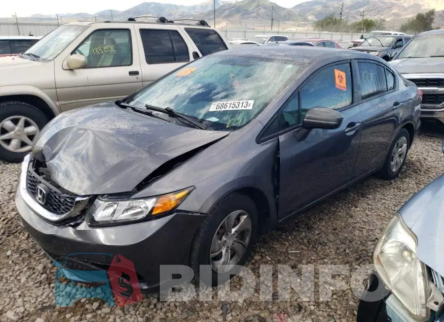 19XFB2F57FE700908 Photo# 1