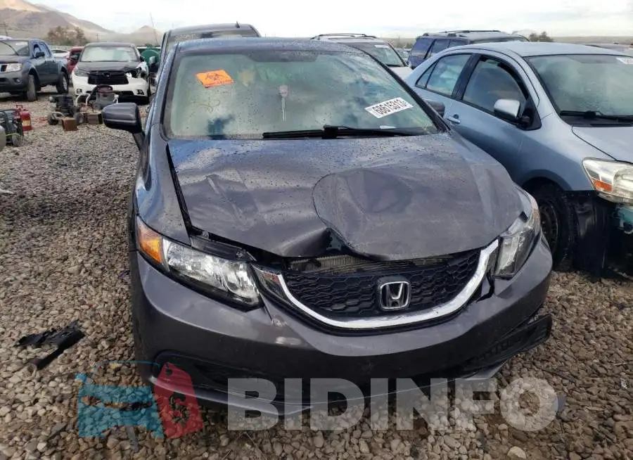 19XFB2F57FE700908 Photo# 5