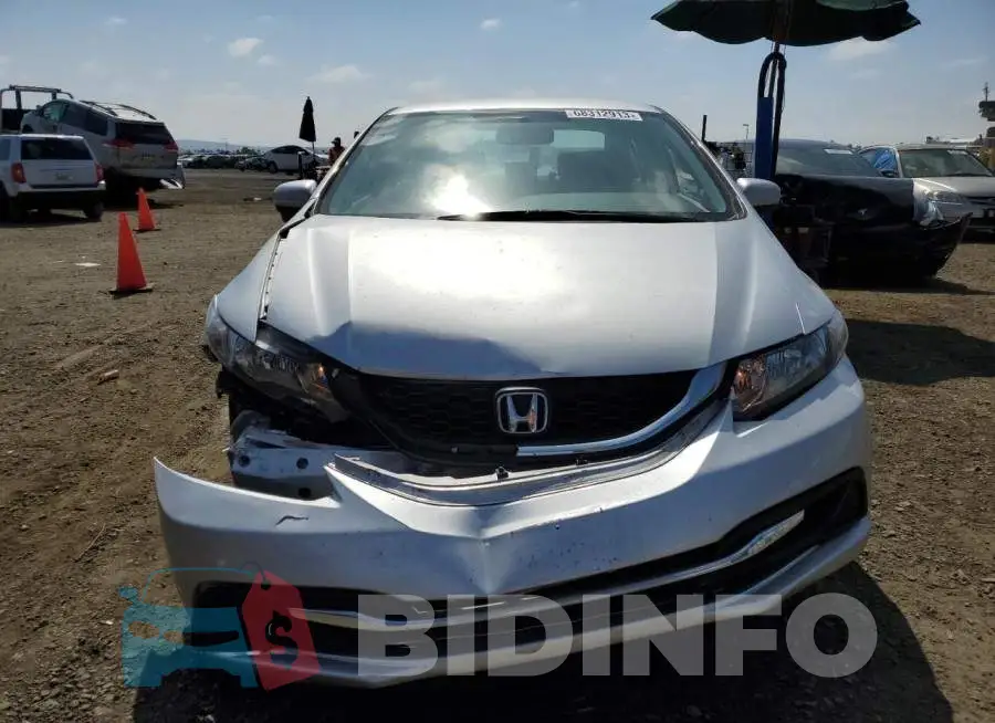 19XFB2F77FE210616 Photo# 5